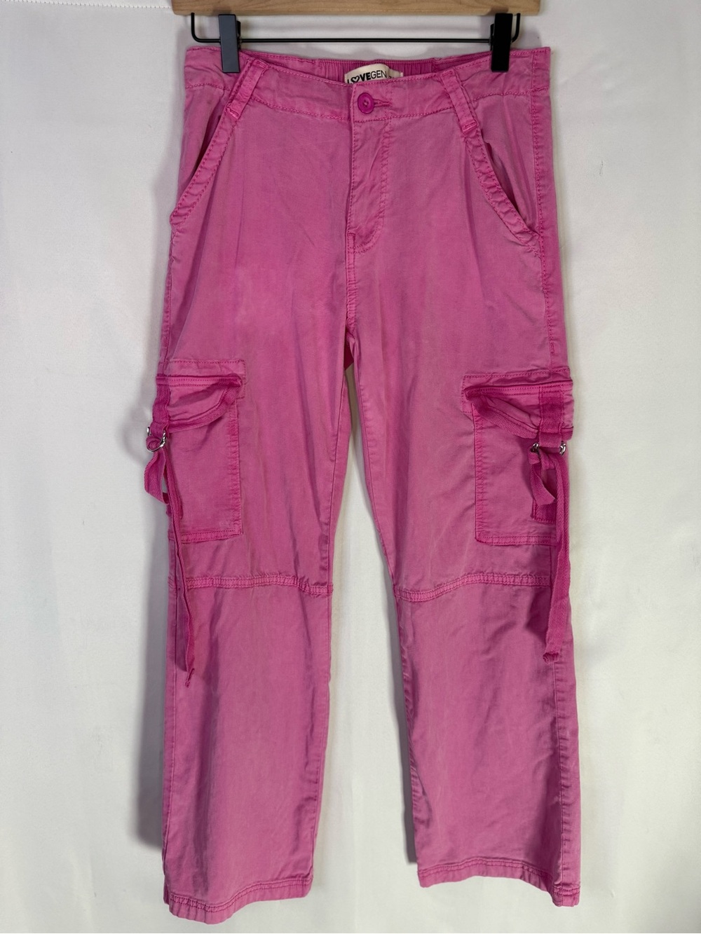 Lovegen - Y2K Vibrant Pink Cargo Pants with Silver Buckles - Size 7